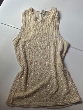 cream sequin top with a flowy fit size s